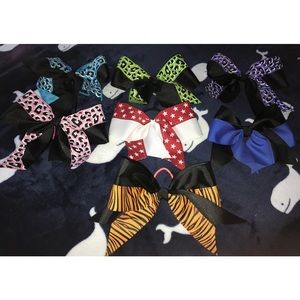 set of 7 handmade cheer bows